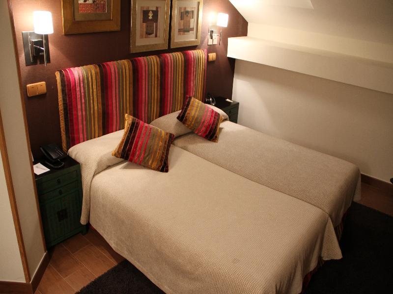 Hotel Palacio Dos Olivos Galdeano 外观 照片