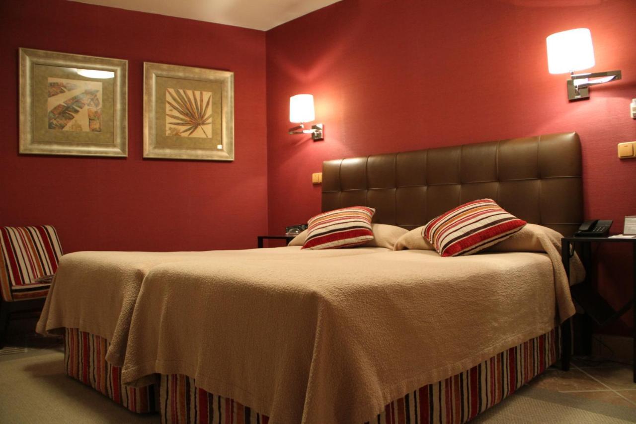 Hotel Palacio Dos Olivos Galdeano 外观 照片